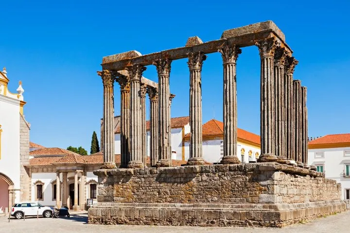 From Lisbon: Évora Private Day Trip
