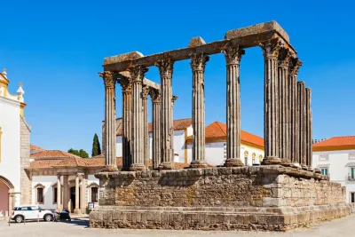 From Lisbon: Évora Private Day Trip