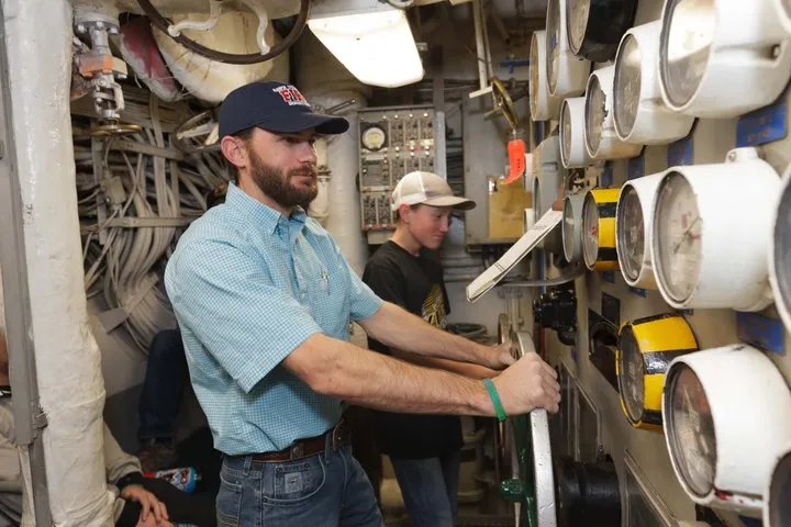 Iowa Experience Crew Led Engineering Tour