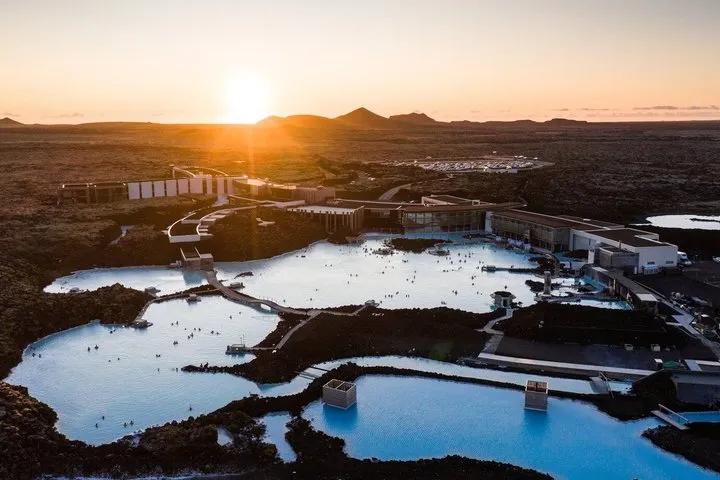Blue Lagoon Special Eclipse Package