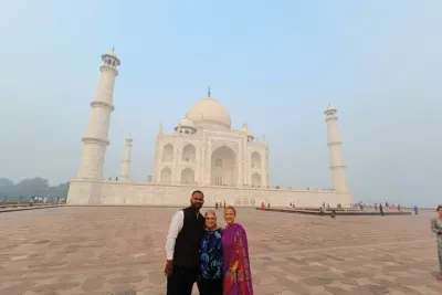 Same Day Private Taj Mahal & Agra Fort trip From Delhi