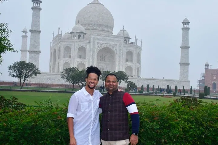 Taj Mahal : Day Trip from Delhi