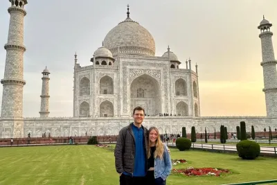 From Delhi: Taj Mahal Day Trip By Train
