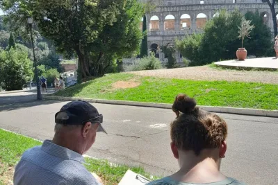 Discover the Colosseum through sketching No drawing skills needed