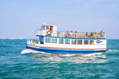 Chicago River and Lake Michigan History Boat Tour