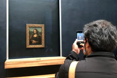 The Essential Louvre Masterpieces Tour - Limited to Six Guests