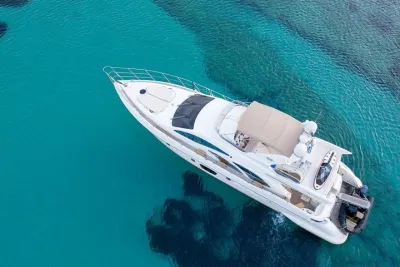 Athens Full Day Cruise to Hydra on Azimut 62