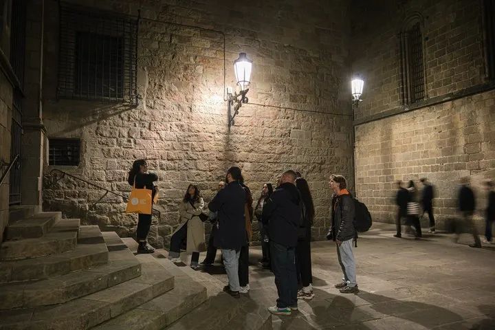 Haunted Barcelona: Ghost Night Walking Tour