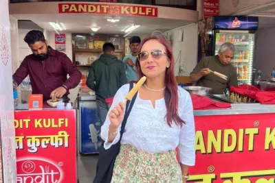 Guided Jaipur Heritage & Food Walk with Shopping