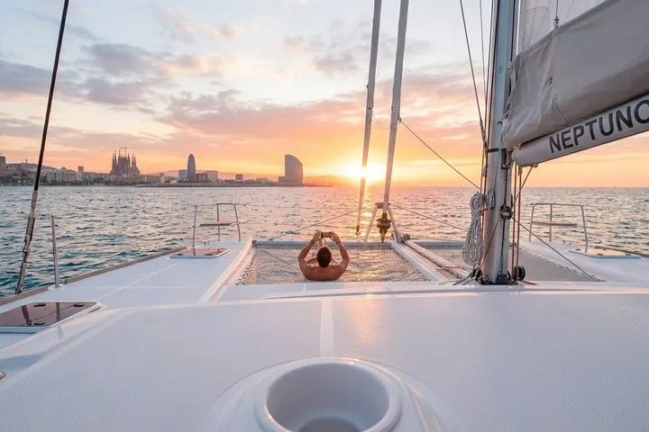 Sunrise Sailing Experience in Barcelona