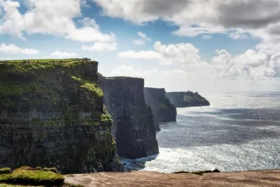 4 Day London - Dublin & Cliffs of Moher by Ferry & Rail
