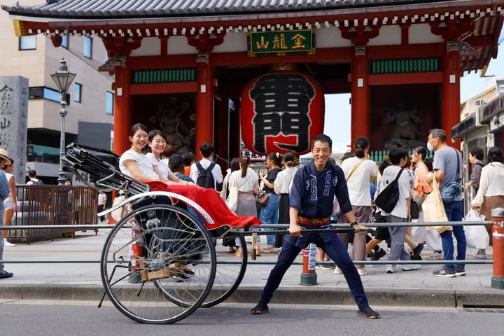 Asakusa Local and Historical Spot Rickshaw Tour