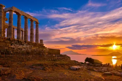 Cape Sounio Sunset Bus Tour with Temple of Poseidon