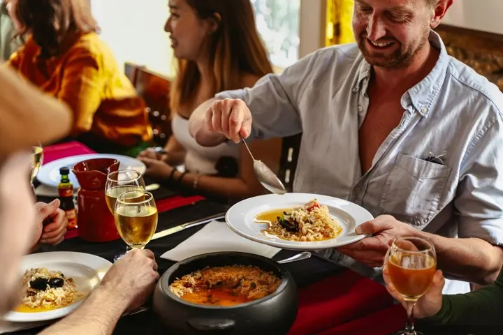 Lisbon Food Tour with Portuguese Wine: Taste the Best of Portugal