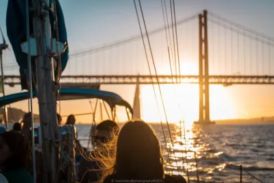2 Hour Sailboat Sunset Tour by RiverMountain Lisbon