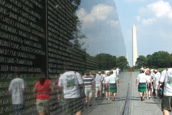 National Mall and Memorials Tour with Retired Ranger