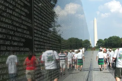 National Mall and Memorials Tour with Retired Ranger