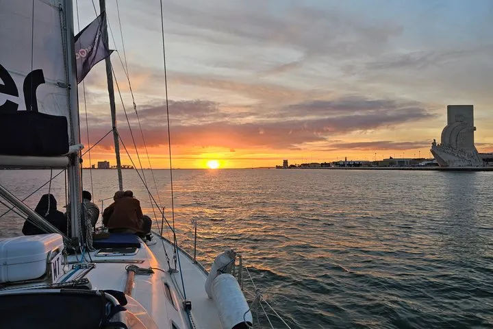 Best Views from a Sailboat-Sunset or Day Shared Tour