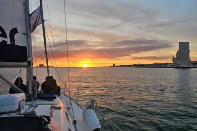 Best Views from a Sailboat-Sunset or Day Shared Tour