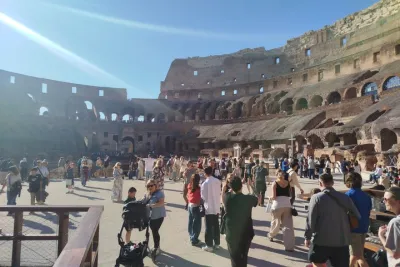 Guided Tour of the Colosseum, Arena, Forum and Palatine