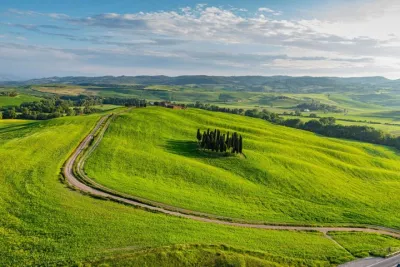 From Rome: Tuscany wines experience with lunch in Montepulciano