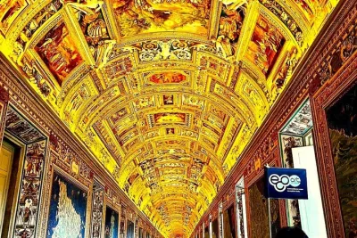 Skip the Line: Vatican Museums, Sistine Chapel Tour & St. Peter's
