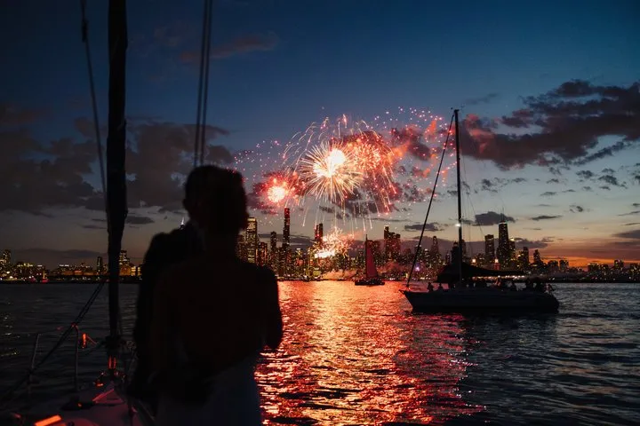 Navy Pier Fireworks Cruise On A Private Sailing Yacht