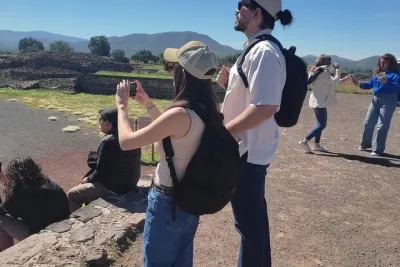Private Tour to Teotihuacan with Transportation and Personal Guide