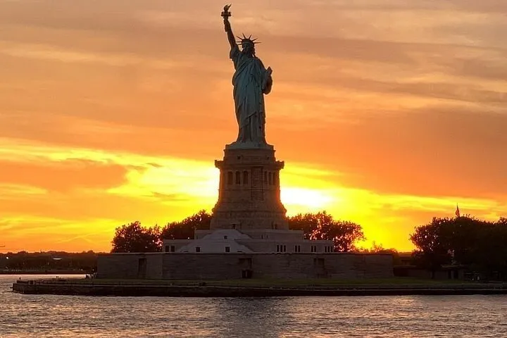 Statue of Liberty Views Boat Party 2026