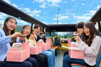 Premium Strawberry & Tokyo City Cruise on Open-Top Bus