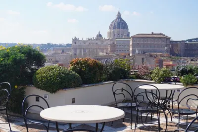 VIP Extra - Private Vatican Tour with Panoramic Terrace Breakfast