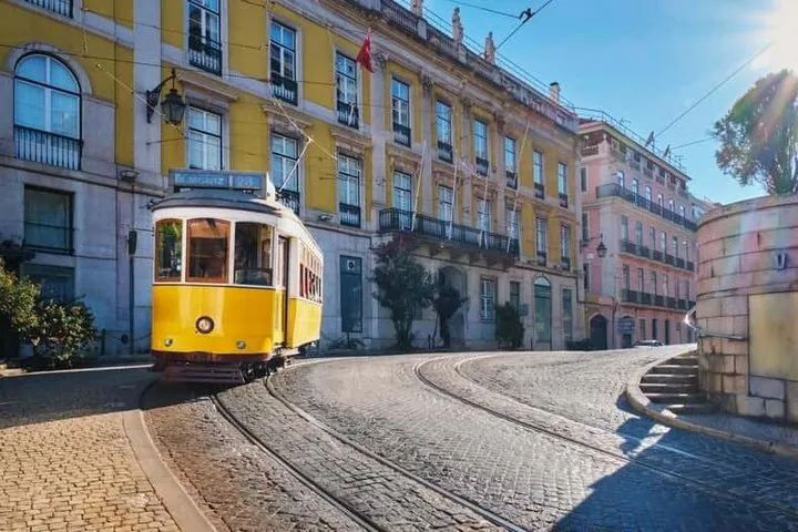 Lisbon Alfama and Fado Heritage Walking Tour