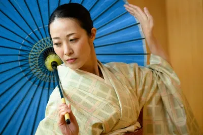 Tokyo: Hidden Geisha Show & Dance on a Private Stage in Shibuya