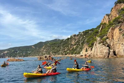 Barcelona: Costa Brava Kayak and Snorkel Day Trip