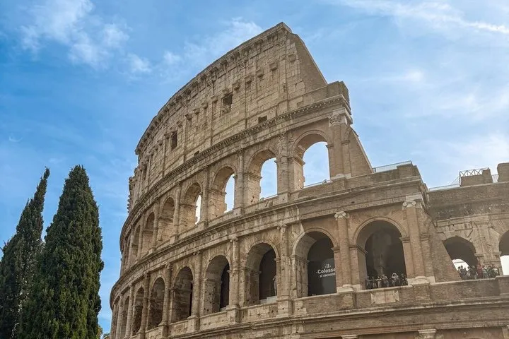 Colosseum, Roman Forum and Palatine Entrance with Audio guide