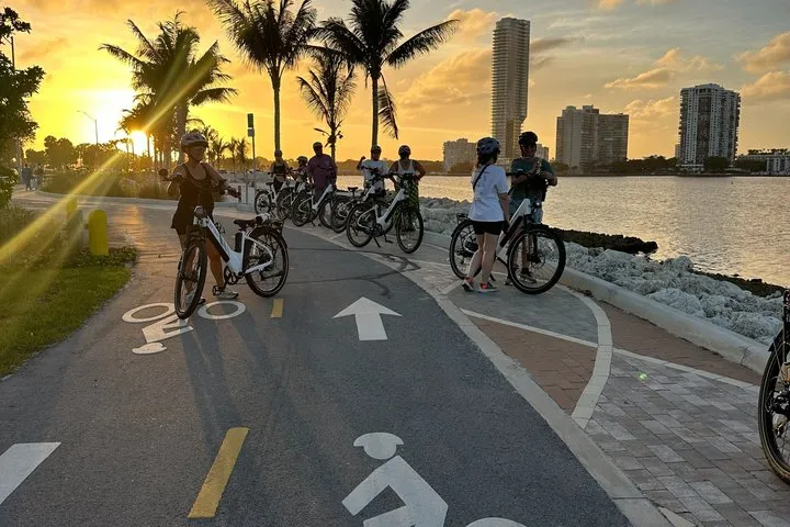 Miami E Bike Tour With Local Guide