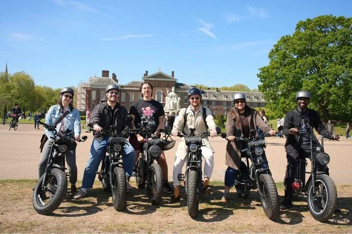 London EBike Tour with Real Artefacts Royal London Experience