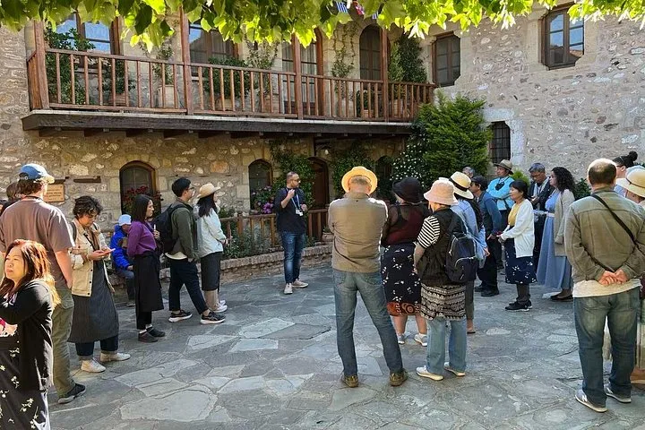 2-Day Tour to Delphi & Meteora with Guide and Tickets From Athens
