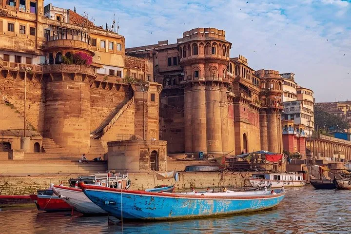 Varanasi City Highlights with Sarnath and River Cruise