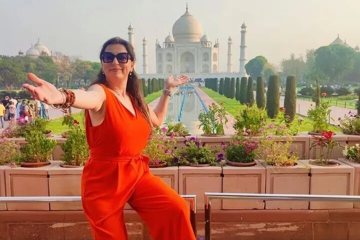Taj Mahal day Tour From Delhi by Car.