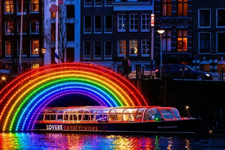 Amsterdam Light Festival Heated Boat Cruise with Optional Drinks