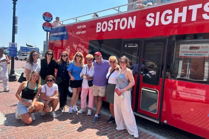2 Days Boston & Charlestown Hop-On Hop-Off Tour