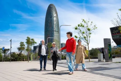 Uncommon Barcelona: Hidden Gems, Tapas & Sagrada Views