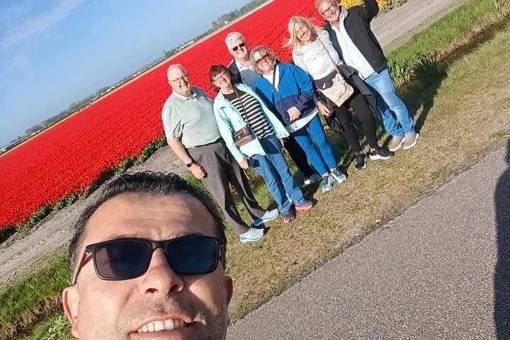 VIP Keukenhof Round-Trip Transfer from Amsterdam – Private Group