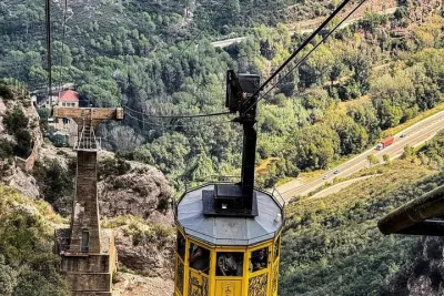 Montserrat Private Experience with Hotel Pickup,Cable Car & Lunch