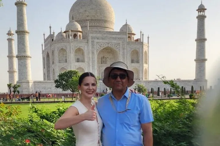 Day Trip of Agra from Delhi by Train ( Luxury super fast train )