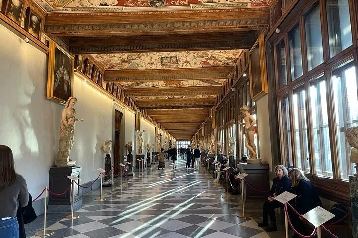 Uffizi Gallery: Entry Tickets with Audio Guide