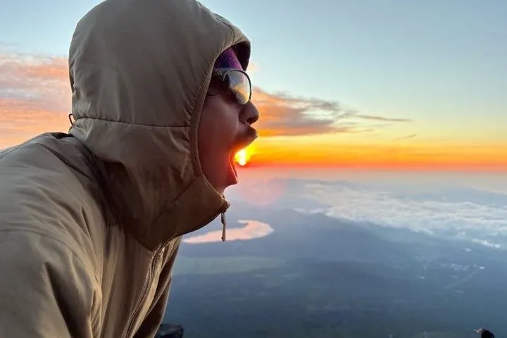 Private Guided Mount Fuji Summit Climb from Tokyo