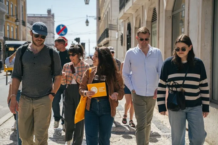 Lisbon Walking Tour & Local Market Experience
