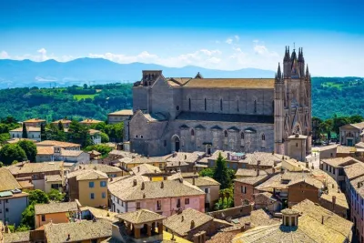 Orvieto and Civita di Bagnoregio Full-Day Private Tour from Rome